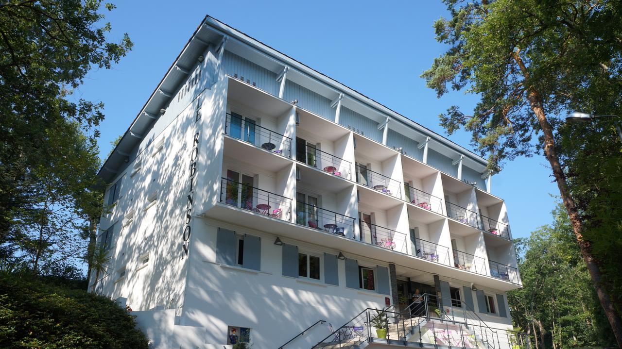 Hotel Robinson Auch Exterior photo